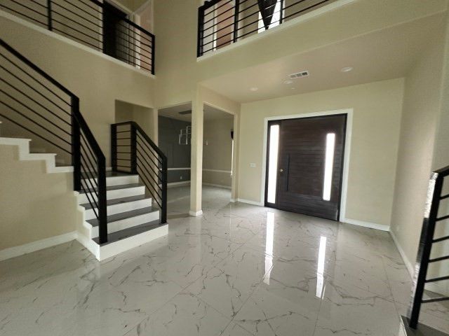 487 Whispering Way, Red Oak, TX 75154