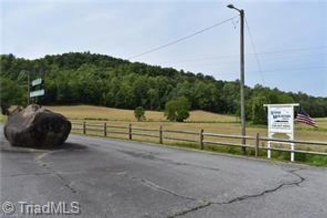 71 Grandview Drive, Traphill, NC 28685
