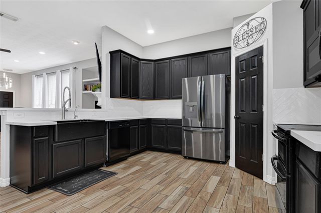 174 Horn Court, Baytown, TX 77523
