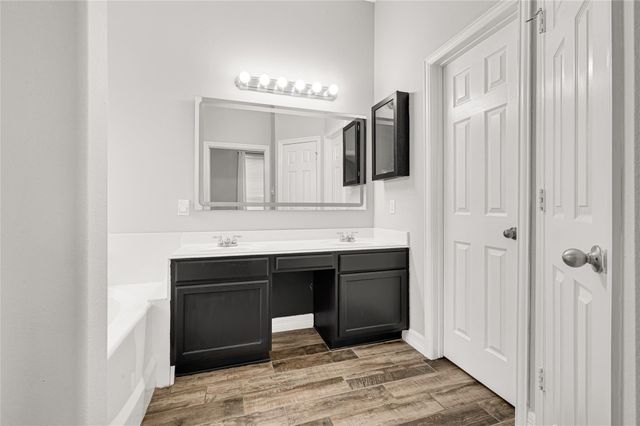 174 Horn Court, Baytown, TX 77523