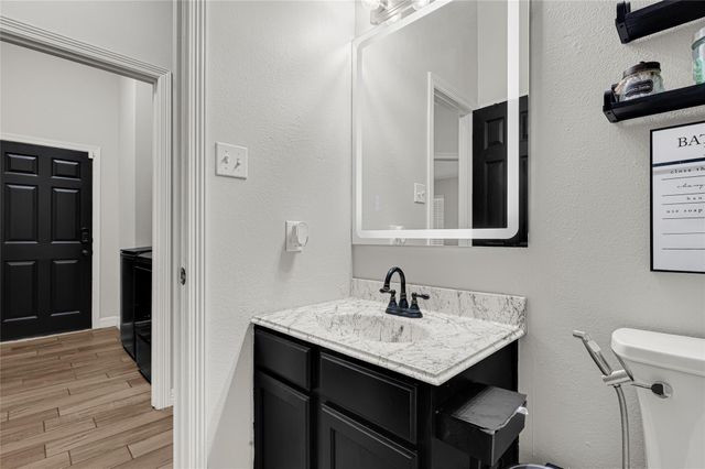 174 Horn Court, Baytown, TX 77523