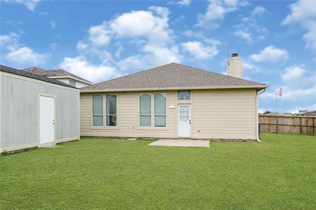 174 Horn Court, Baytown, TX 77523
