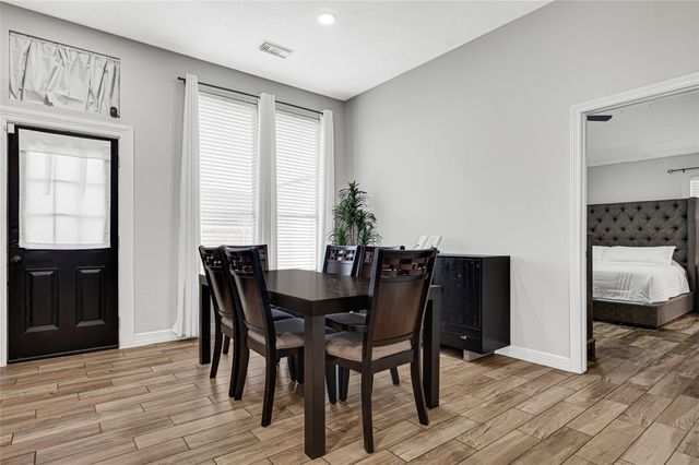 174 Horn Court, Baytown, TX 77523