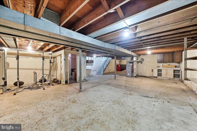 26 ASH RD, Wallingford, PA 19086