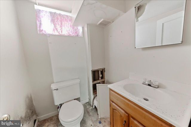 26 ASH RD, Wallingford, PA 19086