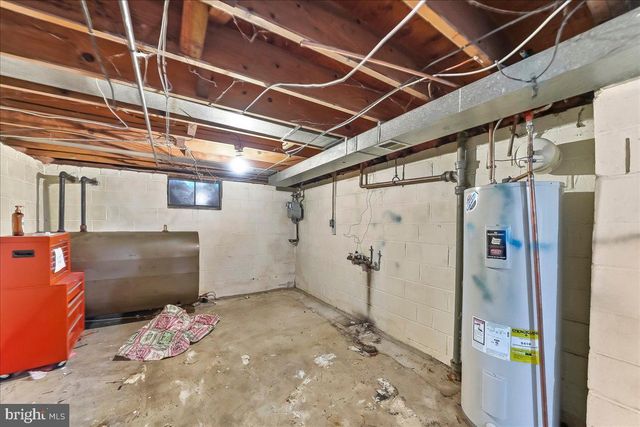 26 ASH RD, Wallingford, PA 19086
