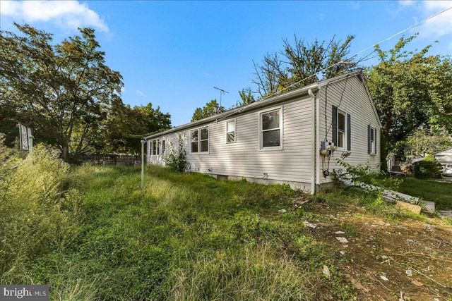 26 ASH RD, Wallingford, PA 19086