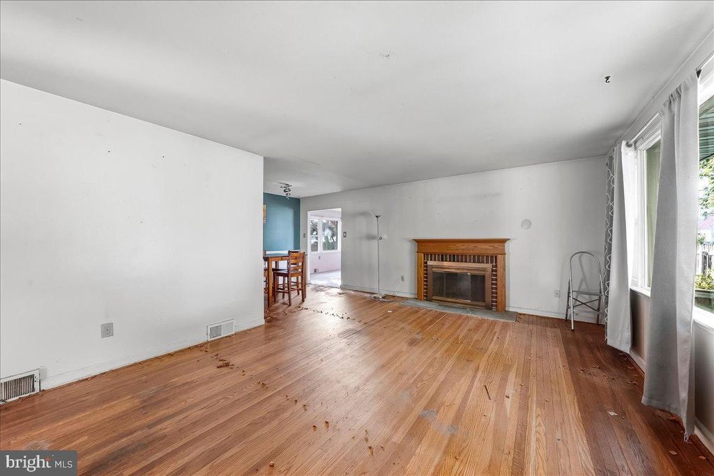 26 ASH RD, Wallingford, PA 19086 — photo 3