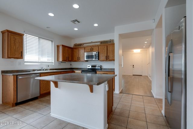 2557 W BISBEE Way, Phoenix, AZ 85086