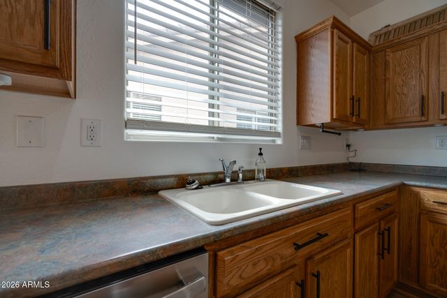 2557 W BISBEE Way, Phoenix, AZ 85086