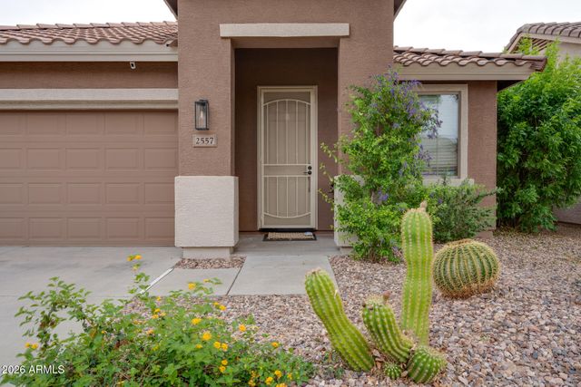 2557 W BISBEE Way, Phoenix, AZ 85086