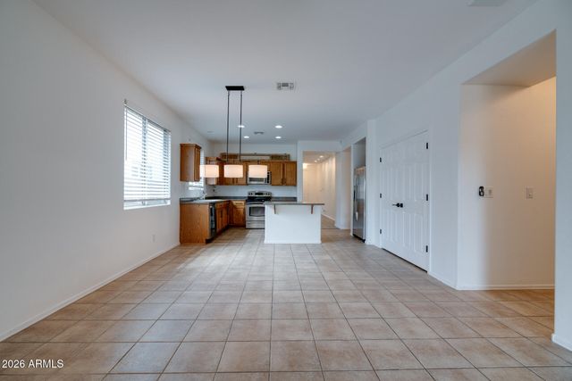 2557 W BISBEE Way, Phoenix, AZ 85086