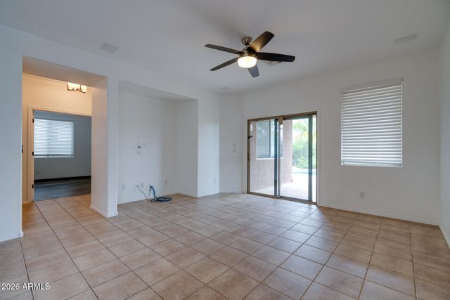 2557 W BISBEE Way, Phoenix, AZ 85086