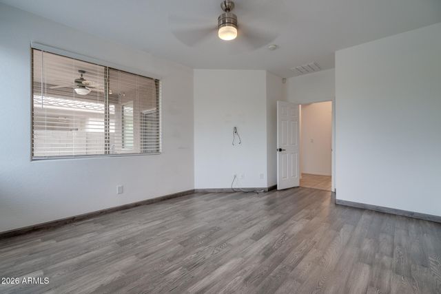 2557 W BISBEE Way, Phoenix, AZ 85086