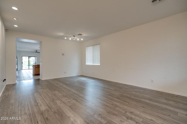 2557 W BISBEE Way, Phoenix, AZ 85086