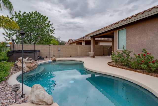 2557 W BISBEE Way, Phoenix, AZ 85086