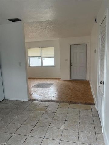 5413-5427 3rd AVE 5423, Fort Myers, FL 33907