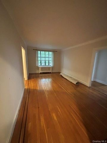 292 Main Street 6H, White Plains, NY 10601