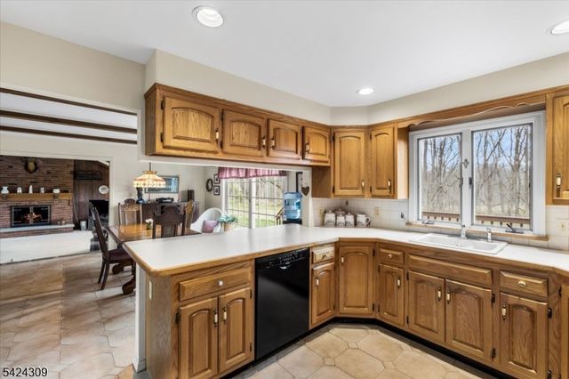 58 Andover Rd, Sparta Twp., NJ 07871