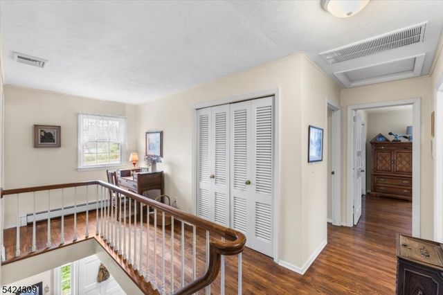 58 Andover Rd, Sparta Twp., NJ 07871