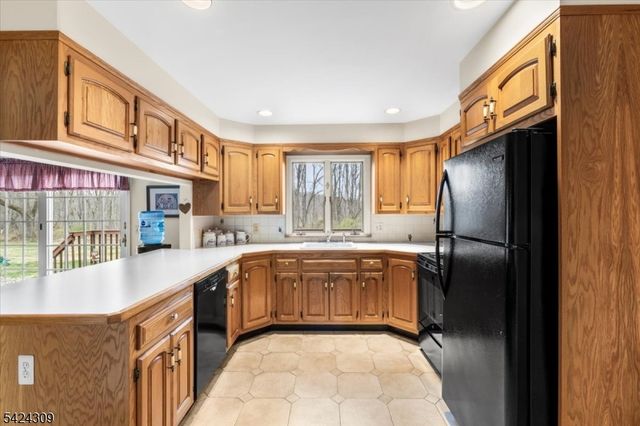 58 Andover Rd, Sparta Twp., NJ 07871