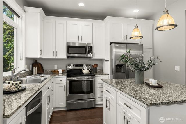 15009 Westminster Way N, Seattle, WA 98133