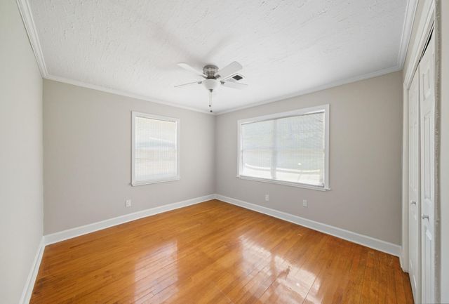 8527 Ridgepoint Drive, Houston, TX 77055