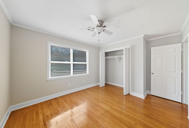 8527 Ridgepoint Drive, Houston, TX 77055