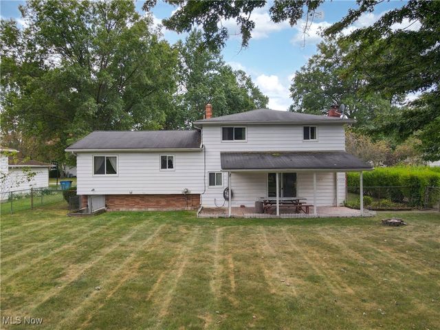29408 Stewart Drive, North Olmsted, OH 44070