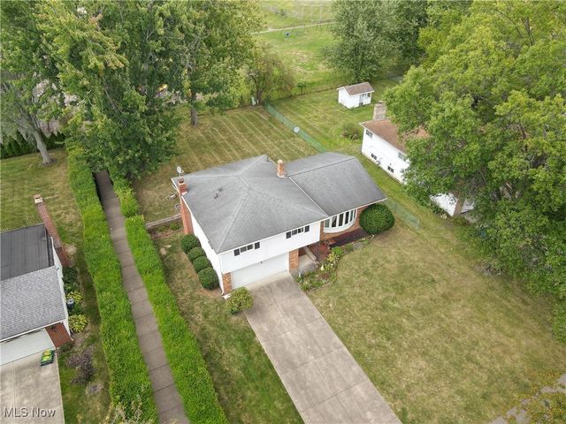 29408 Stewart Drive, North Olmsted, OH 44070