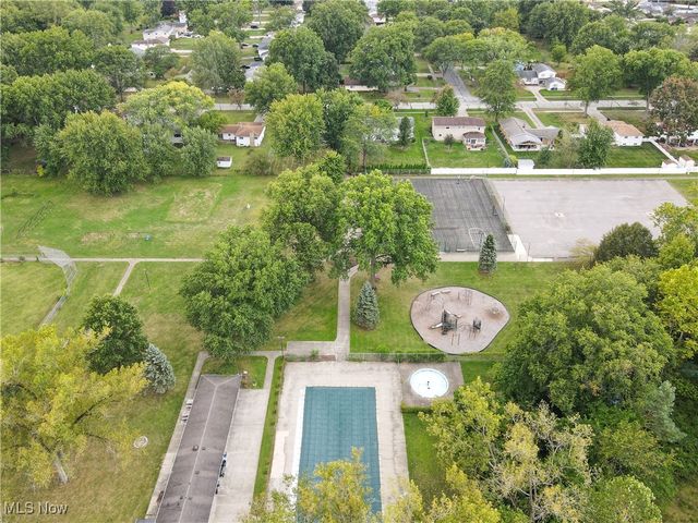 29408 Stewart Drive, North Olmsted, OH 44070