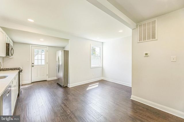 707 MOORES LN, New Castle, DE 19720