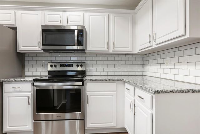 134 S Walden Elms Circle, The Woodlands, TX 77382