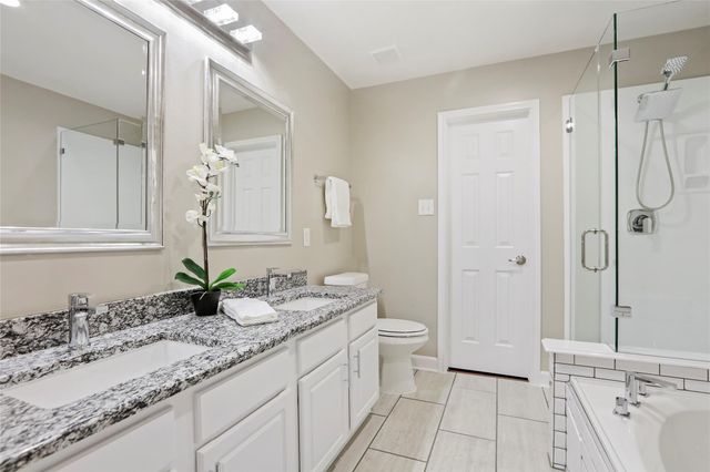 134 S Walden Elms Circle, The Woodlands, TX 77382