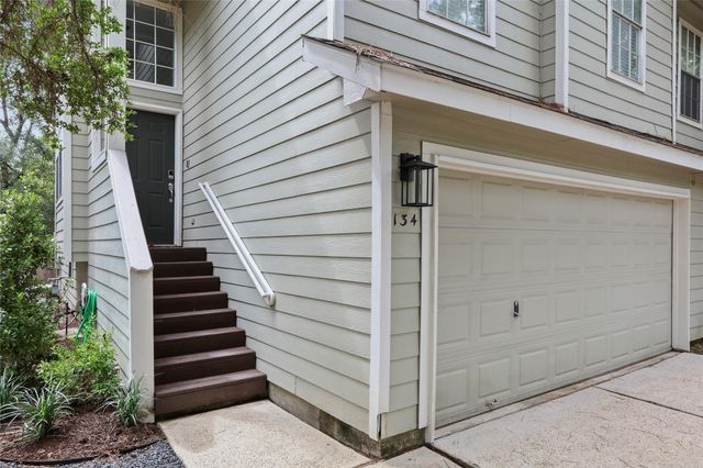134 S Walden Elms Circle, The Woodlands, TX 77382