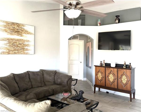 2834 NW 7th ST, Cape Coral, FL 33993