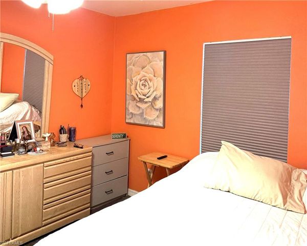 2834 NW 7th ST, Cape Coral, FL 33993