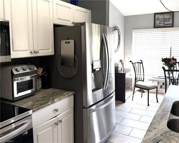 2834 NW 7th ST, Cape Coral, FL 33993