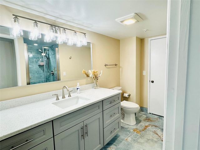 2200 S Cypress Bend Drive 802, Pompano Beach, FL 33069