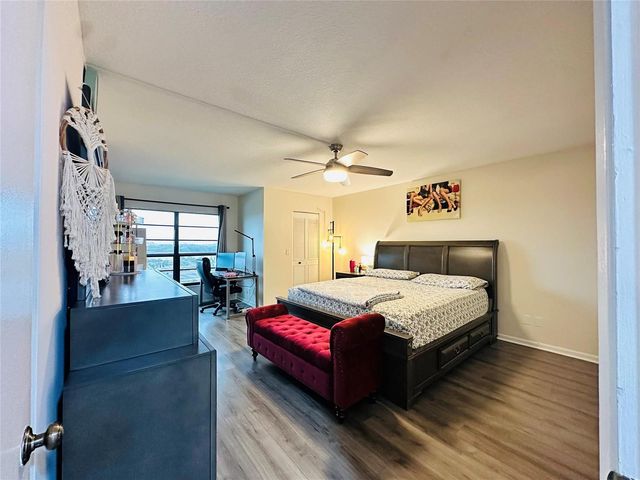 2200 S Cypress Bend Drive 802, Pompano Beach, FL 33069