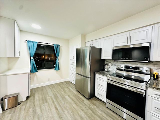 2200 S Cypress Bend Drive 802, Pompano Beach, FL 33069