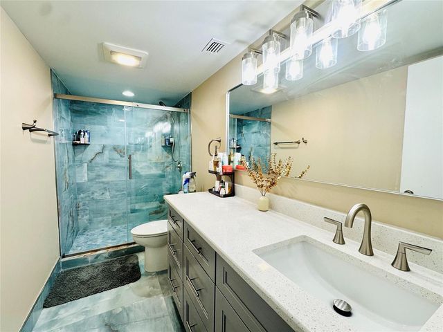 2200 S Cypress Bend Drive 802, Pompano Beach, FL 33069