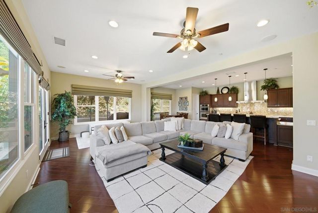 9572 Welk View Dr, Escondido, CA 92026
