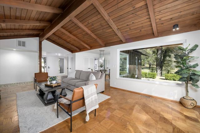 3449 N Shingle Rd, Shingle Springs, CA 95682