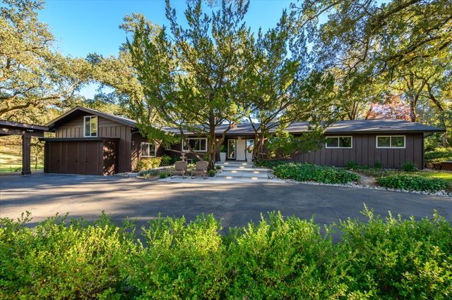 3449 N Shingle Rd, Shingle Springs, CA 95682