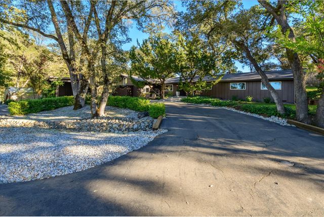 3449 N Shingle Rd, Shingle Springs, CA 95682