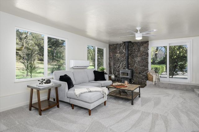 3449 N Shingle Rd, Shingle Springs, CA 95682