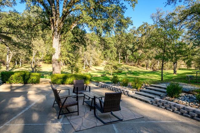 3449 N Shingle Rd, Shingle Springs, CA 95682