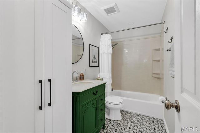 9946 Tesson Creek Estates Drive, Unincorporated, MO 63123