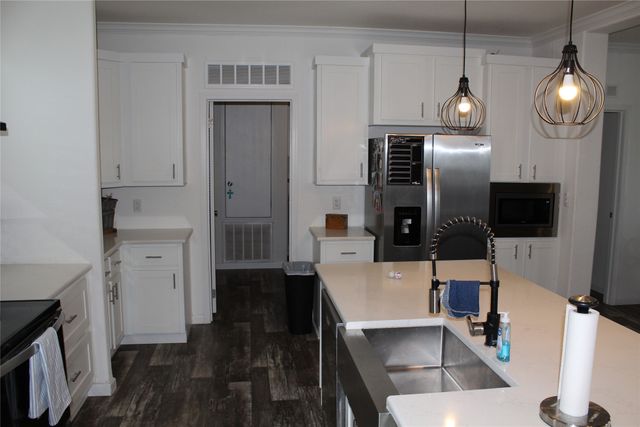 2077 A Shawver Road, Perrin, TX 76486